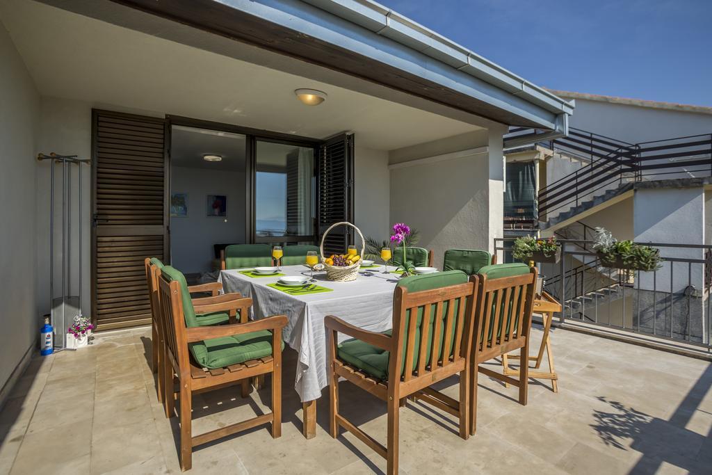 Holiday Home Petra Podstrana Extérieur photo