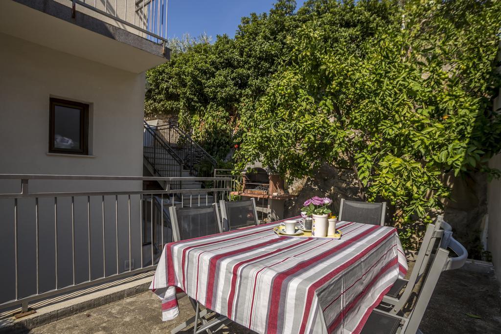 Holiday Home Petra Podstrana Extérieur photo